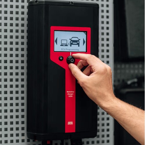 DEFA Workshop charger 40-50A - GM Spec