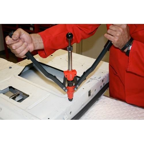 LONGARM RIV NUT GUN W/METR MANDRLS