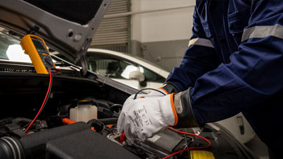 5 Things You Should Know About Electrical Gloves